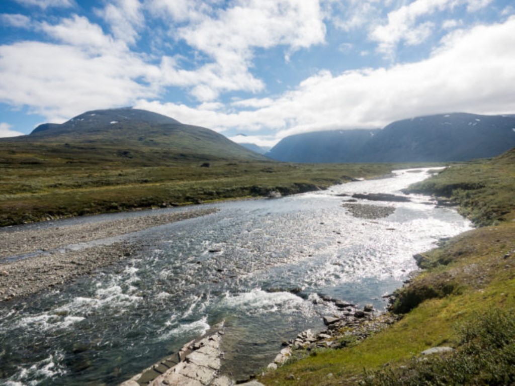 sarek-flussquerung-leicht.jpg